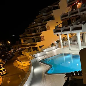  Apartment Cristianos Vistas Al Mar Y Cerca De La Playa
